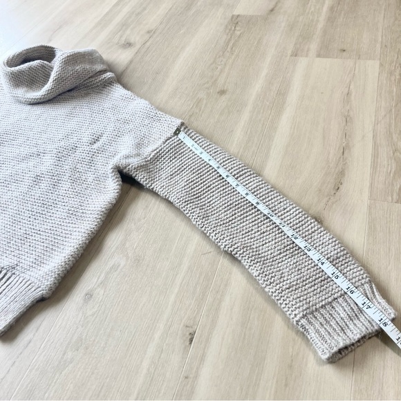 360Cashmere Wool Alpaca Blend Turtleneck Neutral Pullover Knit Sweater size S - Picture 5 of 8